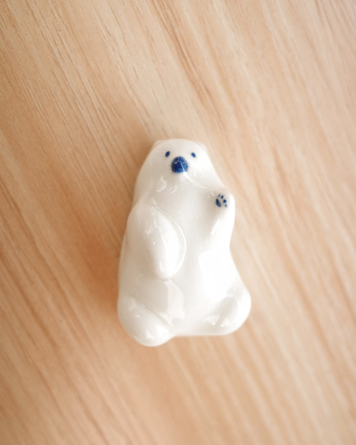 WS PREORDER Hi Bear Chopstick Rest